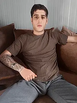 arenn1997 online show from January 19, 12:40 pm