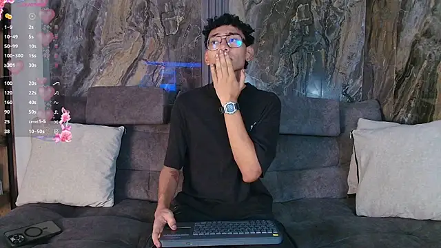 Daviid laidd online show from February 24, 9:04 pm