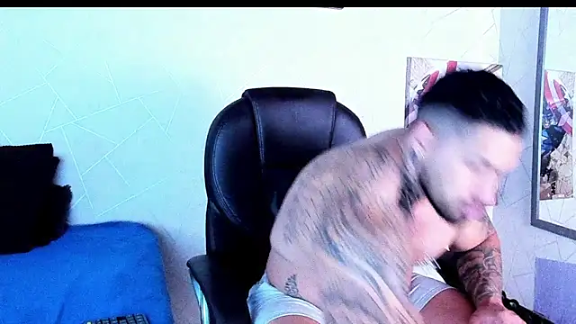 Cristian Walker online show from November 4, 11:22 am