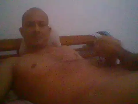 Snapshot of snoppie chatting on October 10, 5:07 pm snoppie online show from October 10, 5:07 pm