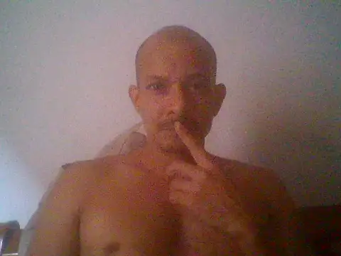 Snapshot of snoppie chatting on October 4, 7:08 pm snoppie online show from October 4, 7:08 pm