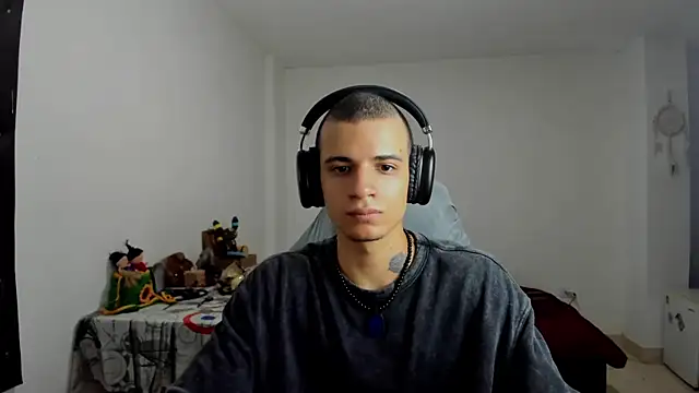 Balo lovers online show from March 12, 4:02 pm