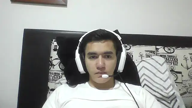 Estebitan vm online show from March 10, 4:07 am