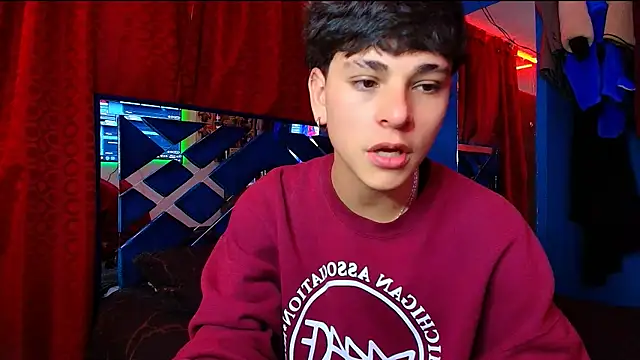 Luke Howland online show from September 22, 10:20 pm