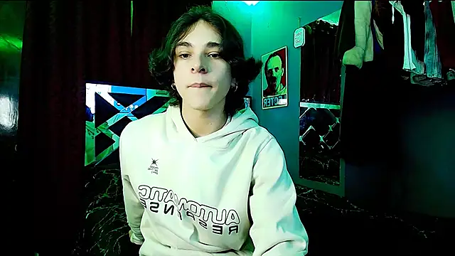 Luke Howland online show from March 18, 9:21 pm