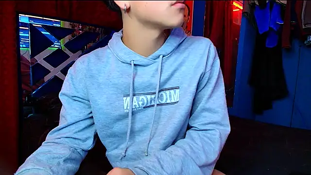 Luke Howland online show from September 23, 10:20 pm