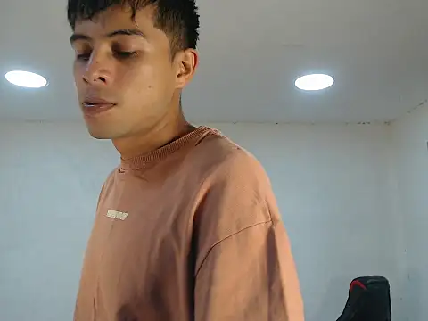 danielitopapuu online show from October 20, 6:45 pm