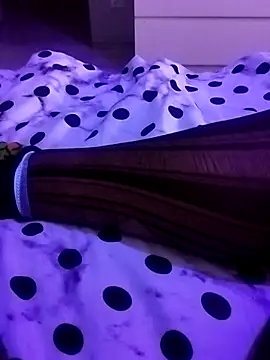 Snapshot of McdyllanXX chatting on October 17, 11:42 pm McdyllanXX online show from October 17, 11:42 pm