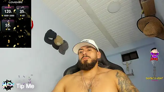 Snapshot of _Poseidon1_ chatting on September 18, 4:36 am  Poseidon1  online show from September 18, 4:36 am
