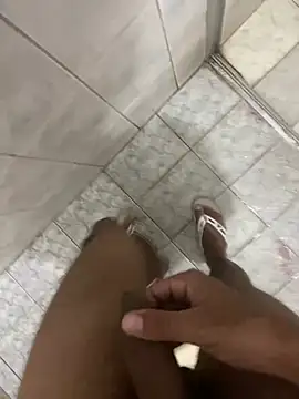 gomespauz online show from February 8, 11:35 pm