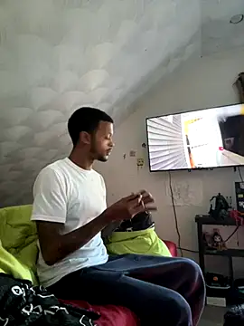 Snapshot of rayyymack chatting on October 18, 1:38 pm rayyymack online show from October 18, 1:38 pm