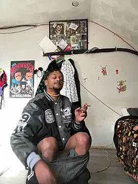 Snapshot of rayyymack chatting on January 9, 6:47 pm rayyymack online show from January 9, 6:47 pm