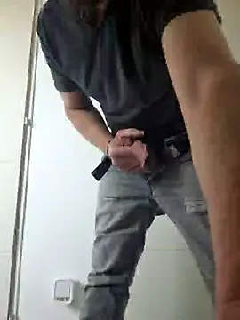 Snapshot of justepourvousbb chatting on January 29, 1:38 pm justepourvousbb online show from January 29, 1:38 pm