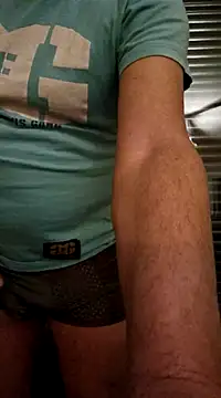 Snapshot of justepourvousbb chatting on January 10, 11:29 pm justepourvousbb online show from January 10, 11:29 pm