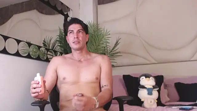 Karimferrer online show from March 3, 7:16 am