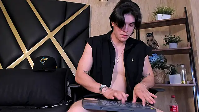 Karimferrer online show from May 30, 4:01 am