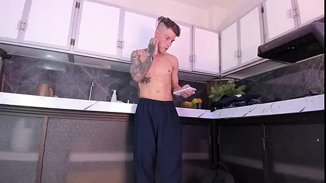 french sexx online show from December 4, 8:16 pm