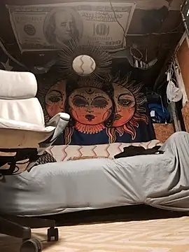 Gillygilly76 online show from January 10, 3:34 am