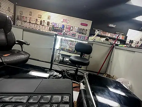 RawRyder8 online show from April 8, 3:18 am