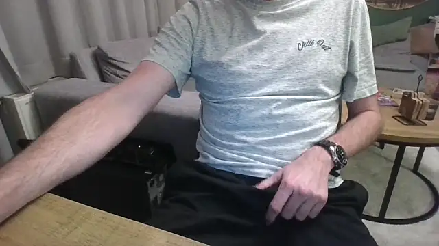 Michealtje85 online show from December 21, 9:45 pm