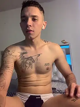 andeerr  online show from September 26, 4:21 am