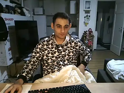 mihaimichael online show from December 15, 11:57 pm