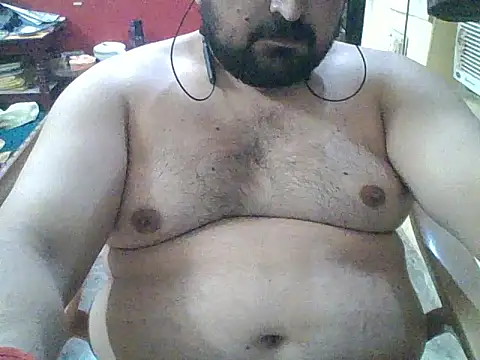 ARYANAVAILABLE online show from September 29, 11:00 pm