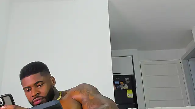 Makonneen online show from November 26, 12:13 am