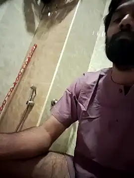 Snapshot of hairy_gun chatting on February 12, 6:40 pm hairy gun online show from February 12, 6:40 pm