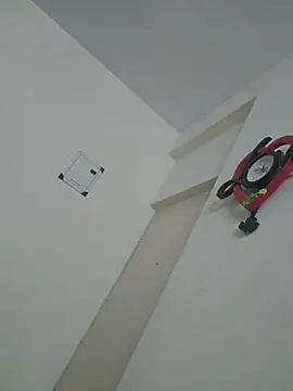 Hornie small Dick01 online show from January 16, 6:10 pm