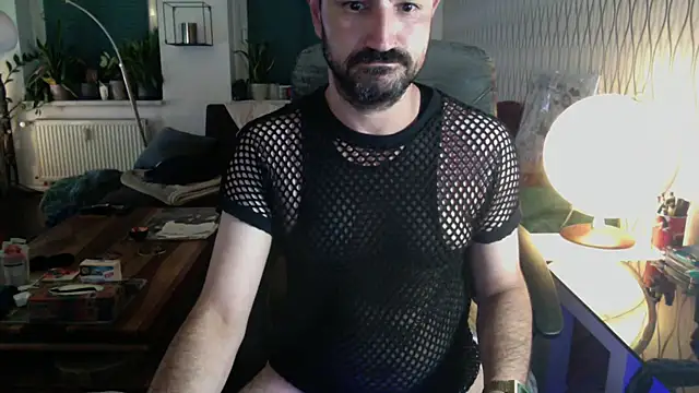 tomz0819 online show from July 9, 1:10 am