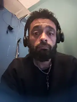 C8L3U online show from December 3, 7:41 am