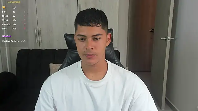 Iamdylan777 online show from October 14, 4:25 pm