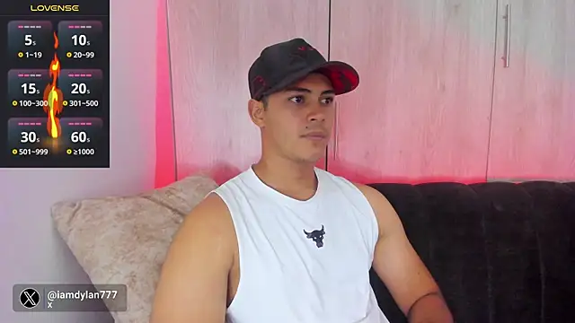 Iamdylan777 online show from February 25, 11:11 pm