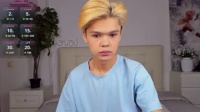 Felix Rey online show from March 1, 6:15 am