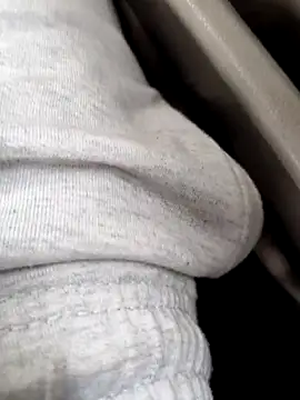 KingCobraClassy online show from February 23, 8:00 am