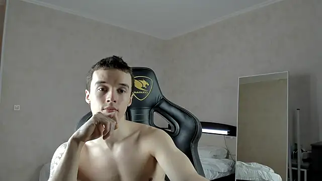 MasonWarholl online show from February 8, 5:08 pm