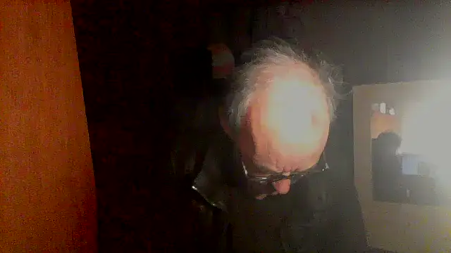 nice6incs online show from December 16, 11:23 pm