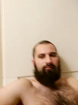 hungandnerdy420 online show from September 21, 6:13 am