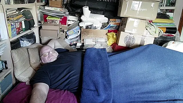 hadeszeuss2 online show from February 6, 3:41 pm