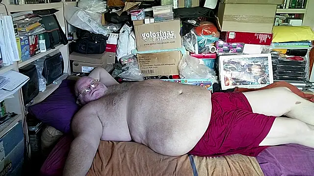 hadeszeuss2 online show from September 10, 3:32 pm