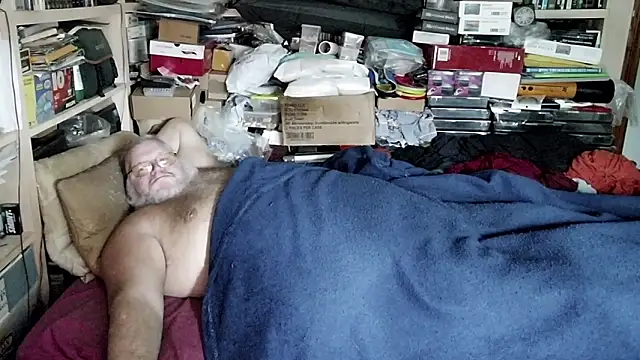 hadeszeuss2 online show from December 11, 2:50 pm