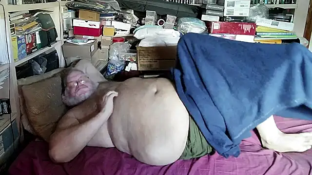 hadeszeuss2 online show from December 7, 1:18 pm