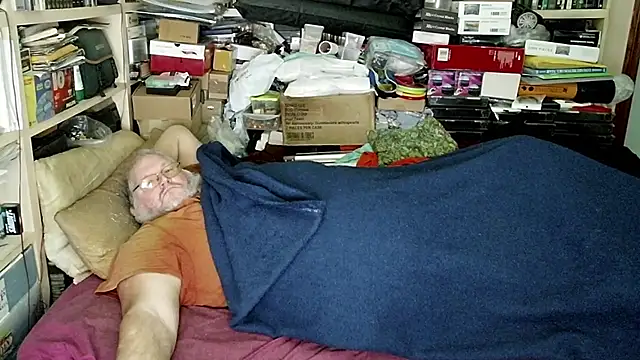 hadeszeuss2 online show from December 12, 7:59 pm