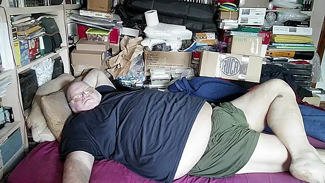 hadeszeuss2 online show from January 26, 2:52 pm