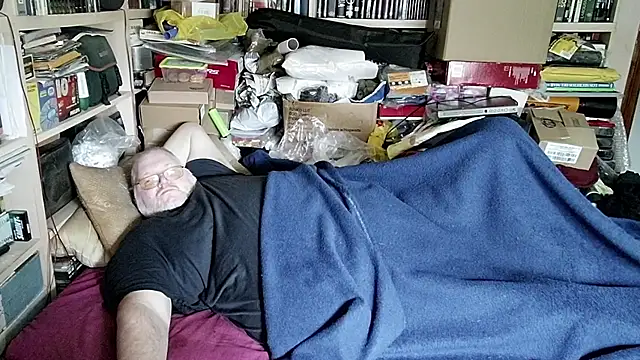 hadeszeuss2 online show from March 2, 2:36 pm