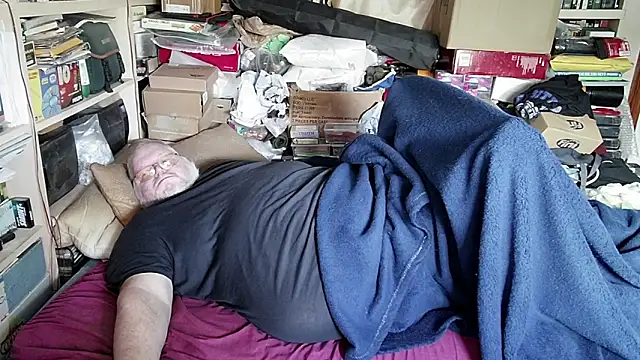 hadeszeuss2 online show from March 21, 3:02 pm