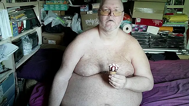 hadeszeuss2 online show from September 19, 5:24 pm