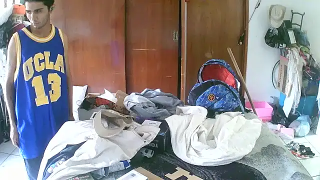 jperezofficial1 online show from October 6, 3:49 pm