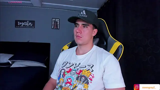 owengray2n online show from October 18, 1:54 am